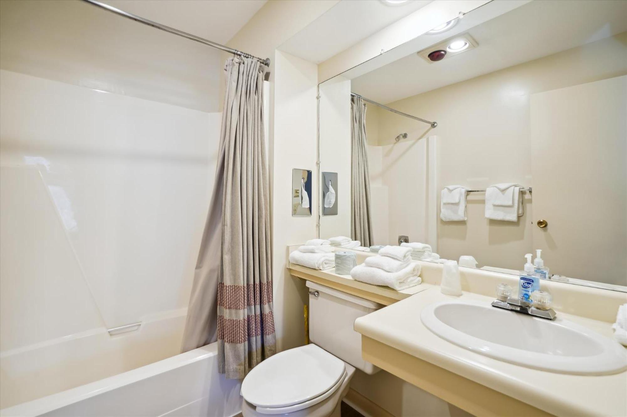 Cedarbrook Queen Suite 203 Киллингтон Экстерьер фото