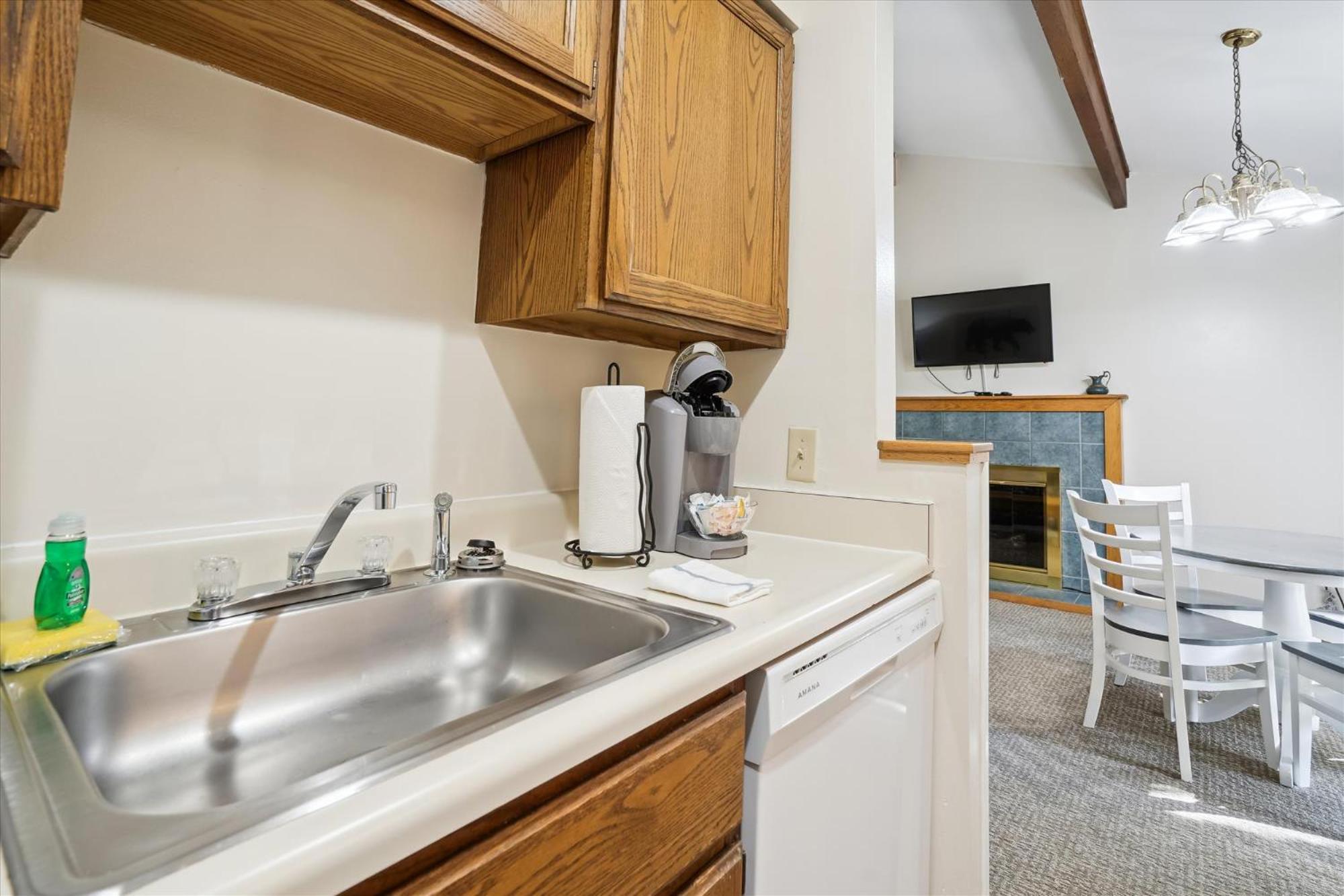 Cedarbrook Queen Suite 203 Киллингтон Экстерьер фото